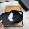 NUEVO diseñador de sombrero de moda sombrero de béisbol de lujo para hombres y mujeres Sunshade Sunshade Sun Sun Shat clásico Patrón bordado Patrón de pato Sombrero