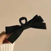 Crampes Fashion Black Bow Hair Claw clips Tempérament Elegant Hairpin Women Princess Headdress Fashion Straving Clip Femme Hair Accessories Y240425