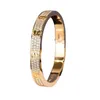 Designer Carrtraes Bracelet Luxury V-Gold Seconde Génération Édition large 12 Nail Full Sky Star Bracelet pour hommes et femmes couple CNC Hand Set Version