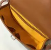 Luksusowe designerskie torby torby mała torba posłańca swobodna litera najwyższa jakość moda crossbody torba na ramię