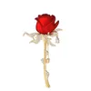 Broches Broche en strass de fleurs de rose rouge / bleue pour femmes épingles de décoration de vêtements élégants robes de luxe accessoires de bijoux