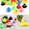 Sable Player Water Fun 20/10 Toys Baby Jouets Small Srop Sque Squelf Rubber Duck Soupps Sound Bath Duck Duck Fun Childrens douche Toy Q240426