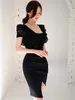 Robes de fête Black Elegant Bureau Dame Robe Summer Simple haute taille en dentelle carrée Pouffée Puffle Sleeves Tempérament Terment Mini