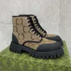 Diseñador de lujo Hombres de tobillo Botas entrelazadas Botas de combate de cordones de caminata Caballeros Fashion jacquard