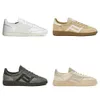 2024 Designer Léopard Chaussures hommes Femmes Navy jaune Gum Nuit brun vert blanc gris de chaussures décontractées Sneakers de baskets