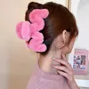 クランプ女性のための甘いぬいぐるみヘアピン