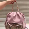 Bolsa feminina de moda nova bolsa de cordeiro de cordão francês de luxo de couro genuíno francês Bolsa plissada saco de mão versátil de luxo de luxo crossbody