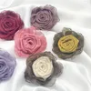 Flores decorativas 5 piezas de 6 cm de tela de satén hecha a mano de organza rosa para vestidos de novia sombreros para el tocado del tocado decoración del collar