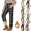 Pantalon féminin peluche et épaissie de jambe droite en hiver 2024 Imitation Lamb Velvet Plaid haute taille chaude occasionnelle pour les femmes