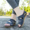 Casual schoenen 2024 Zomer Wedge Sandals Senior Bone Open Toe Retro helling Sole Non-Slip Platform Slippers