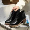Casual skor äkta läder kvinnors snörning oxford hög klackar plattform brittisk stil verktyg mjuk sula leathe