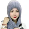 Basker kvinnor vinter hatt stickad balaclava kombination mjuk varm vindtät huvudbonader för damer halsduk nack wrap