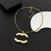 Kvinna hänge halsband 2023 senaste cclies guld chokers halsband lyxiga designer smycken kvinnor män klassiker c logotyp pärltröja kedja 3256