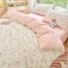 INS de cama de floral rosa Conjunto para meninos de tamanho de tamanho de derivação de tamanho plano Tampa de edredão e travesseiros de cama macia têxtil caseira 240416