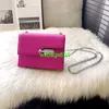 Verrou Handbag Luxury Le cuir en cuir Sacs Sac de bouchon en cuir authentique sac en cuir sac de vol Sac rose rouge Boîte de cuve de vache femelle Sac tofu f.