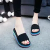 Slippers Summer Women Sandals Платформа ванна бейс пляжные шлепанцы высокие каблуки Слайд -обувь дамы