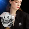 Guldpläterade broschstift söta panda broscher kinesisk stil diamant inlagd djur smycken gåva till alla