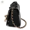 Sac de marque concepteur chaîne moto crossbody for women vêtements veste rivet veste en cuir sacs à main de luxe bolsa féminina