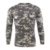 T-shirts táticos de verão Proteção solar Camiseta de manga longa Montanha respirável e camisa tática resistente ao suor Biomimetic Camouflage Caça traje 240426