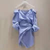 Designer Luxe Chaopai Classic Fashionable Casual onregelmatige One Shoulder Shirt -jurk Franse luxe gevoel Slim Fake Twee zoete en pittige korte rokken voor vrouwen