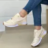 Chaussures décontractées Femme Platform Sneakers 2024 Automne Fashion Round Toe Lace Up Sports Femme NON SLOT WAKED Mesdames