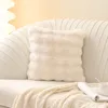 Poduszka miękka skóra przyjazny materiał delikatny pluszowy futro oparte na sofę do łóżka samochodem obejmują wkładki
