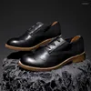 Casual Shoes Unisex slip-on loafer Men's Derby med olje Slick Detaljer Crafed Par i kalvskinn kvinnor 35-46