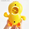 Sand Play Water Fun Baby Bathtub Toys Cute Swimming Duck Baby Bathtub Toys 1-3 pojkar och flickor nyfödda baby badkar leksaker Q240426