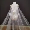 Hochzeitshaarschmuck Luxus Bling Pailletten Spitze Hochzeitsschleier mit Kammkathedrale Brautschleier 3 Meter weißer Elfenbein Schleier Hochzeit Kopfstück