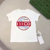 Été 2024 Designer Kids White T-shirt Classic Children Children Vêtements Coton à manches à manches à manches