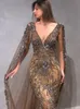 Crystal Mermaid spets tyllpärlor aftonklänningar med Cape pärlhaltiga champagne långa prom klänningar blygsam festklänning