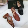 Дизайнерские сандалии женщины скользят туфли на каблуках 22 летние сандалии