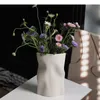 Vasos Creative Pleated Shape Shape Vaso Cerâmica Pots de Flores Decoração de Mesa Flores Artificiais Arranjo Floral Decorativo