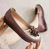 Casual Shoes 2024 Women Leather Moccasins 2cm Ethnic Retro Handgjorda äkta blommor mjuka bekväma sommar fritidlägenheter