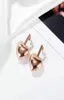 Opk Jewelry Giappone e Korea Ins Minority Orecchini Love Simple versatile in acciaio inossidabile Orecchini di pesca in oro rosa5475017