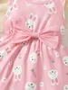 Flickans klänningar Little Rabbit Print med Pink Bow Cute and Fashionable Baby Girl Casual Dress D240425