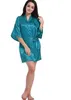 Vêtements de nuit pour femmes RB032 2018 New Silk Kimono Robe Bathrobe Femmes Silk Bridesmaid robes Sexy Navy Blue Robes Satin Robe Dames Dames Dresses Y240426