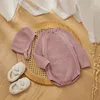 Inverno quente meninas meninos roupas malha suéter de macacão jacaré de malha sólida de manga longa com chapéu para garoto roupa de outono 240411