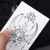 Tatuagem Transferência de tatuagens de tatuagem falsa à prova d'água para mulher Lua negra e estrelas Sketch 30style Conjunto de arte duradoura Tatuagens temporárias 240427