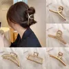 Haarklammern Barrettes Fashion Metal Hair Claw für Frauen Gold Silber Farbe Kreuz Krabben Haarclip Korean Elegante geometrische Haarnadel Mädchen Haarzubehör 240426