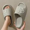 Slippers Boue Bear Femmes Sandales d'été Sandales Cartoon Chaussures Eva Home Slides Softs Soft Soft Souded Non glip Topp