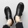 Casual schoenen comfortabele lederen retro mannen glijden loafers hoogwaardige flats mocassins plus maat