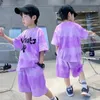 Camas de roupas de roupas para meninos Camiseta cor de cor solta 2 peças Conjunto de graffiti adolescente rastreio de rua