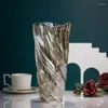 Vazen American Light Luxury Glaze Glass Vaas Woonkamer Model EL Flower Arrangement Decoratie Gereedschapsvoorwerpen Ornamenten en ambachten