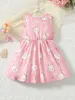 Flickans klänningar Little Rabbit Print med Pink Bow Cute and Fashionable Baby Girl Casual Dress D240425