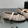 Sapatos casuais Moda feminina Flata Confortável dança de balé de baixa redonda de malha de malha oca Crystal Walking Mujer