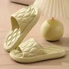 Slippers damesschoenen te koop 2024 Hoogwaardige Eva plus size paar dames zomer indoor antislip licht solide vrouwen sandalie