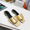 Sandalias de diseñador de lujo Hardware Mujeres Metal Metal Sandals Fashion Fashion Summer Beach Po con Toba de goma de goma abierta para al aire libre Slippers fácil de usar Top Qualit