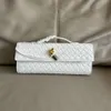 2024 Designer Bag Clutch Andiamo BotteAg Venetas väskor Lädervävd Womens Evening Light Luxury High-End Hand-Helda Style Handbag