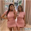 Podstawowe sukienki zwykłe projektant Ruched Dstring y Party Sukienki Kobiety z krótkim rękawem Elastyczne mini vintage Bodycon Club Zużycie Vestidos Drop dhrlt